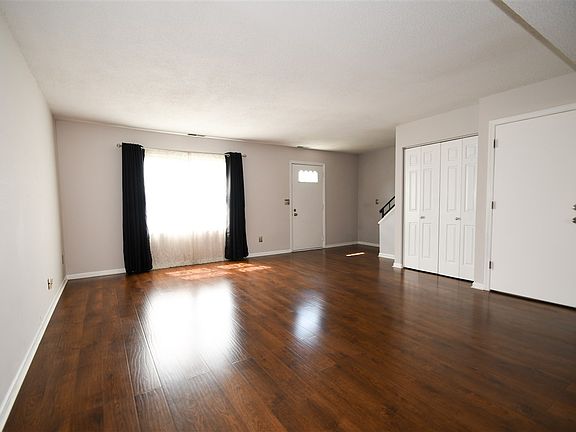 4th image of 3540 W Richwoods Blvd #21
