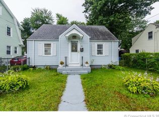 53 Euclid St W, Hartford, CT 06112