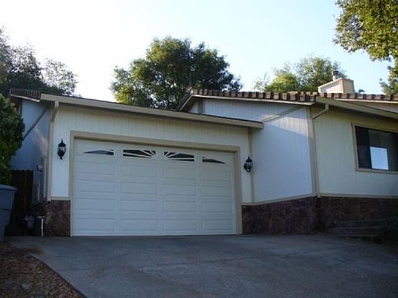 2nd image of 1980 Bandos Ln