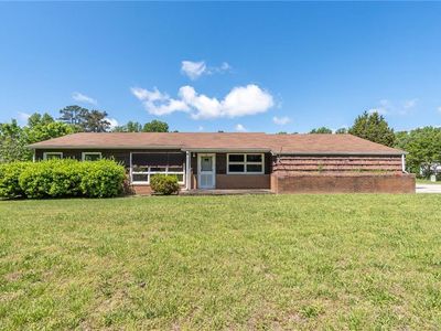 732 Salem St, Thomasville, NC, 27360