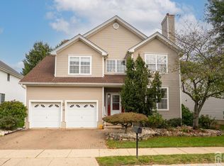 12 Muirfield Blvd, Monroe Township, NJ 08831