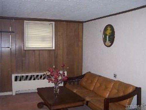 3rd image of 1020 Hampton Dr