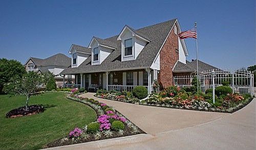 2nd image of 600 Bridlewood N