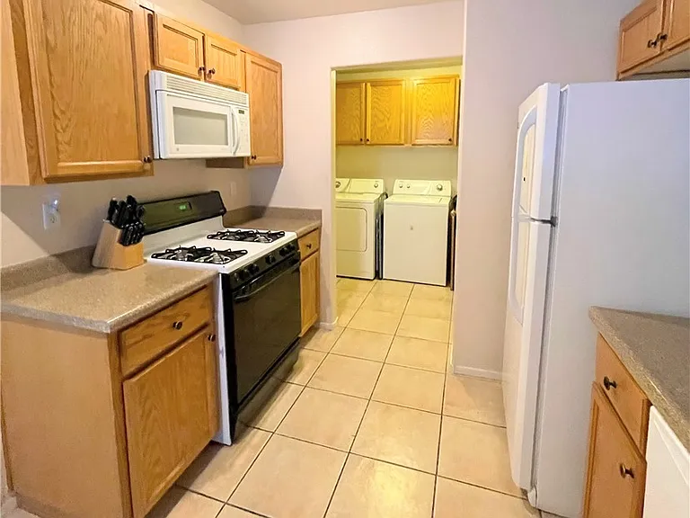 2760 Stargate St — Photo 12