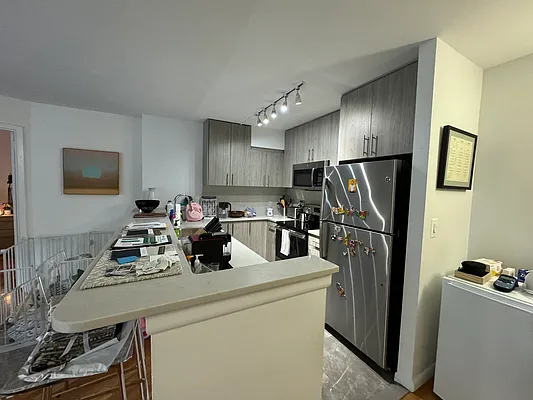 Rented by AZ REALTY NYC LLC | media 3