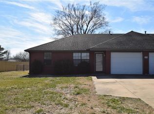 3697 Green Acres Rd #B, Springdale, AR 72764