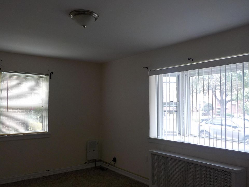 1st image of 261-54 Langston Ave Floor 1