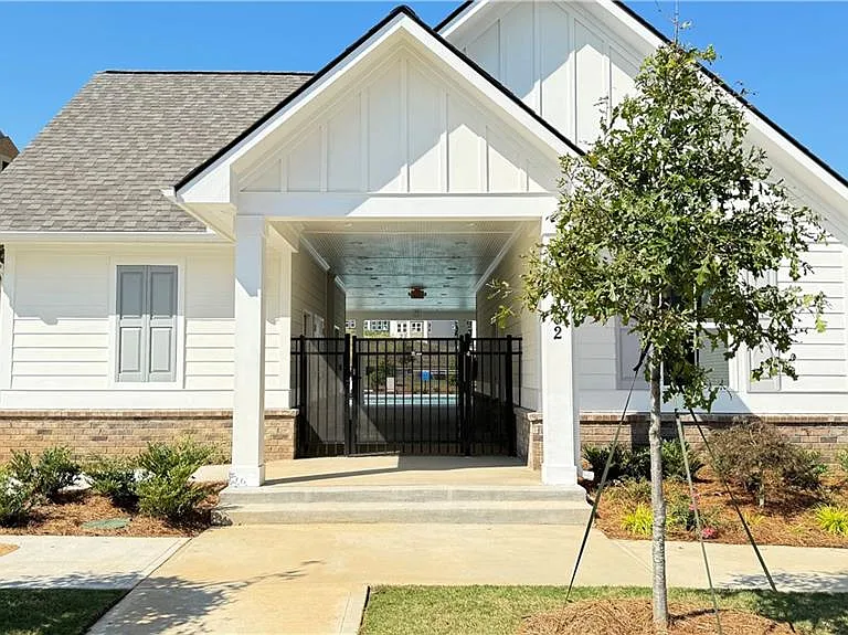 1475 Creekside Cir NW — Photo 40