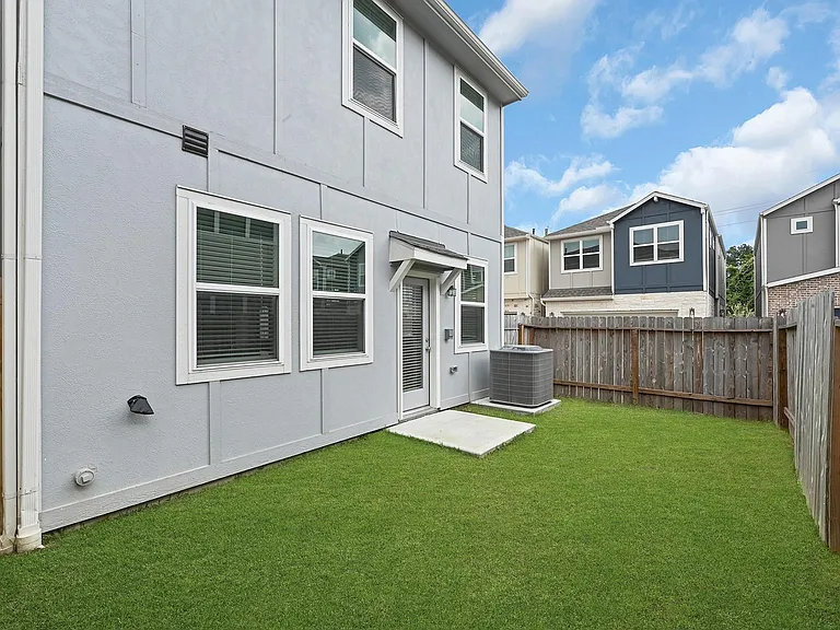 1528 Lakeline Oak Dr — Photo 22