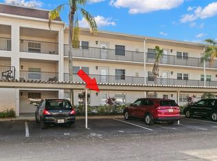845 Maple Ct APT 107, Dunedin, FL 34698