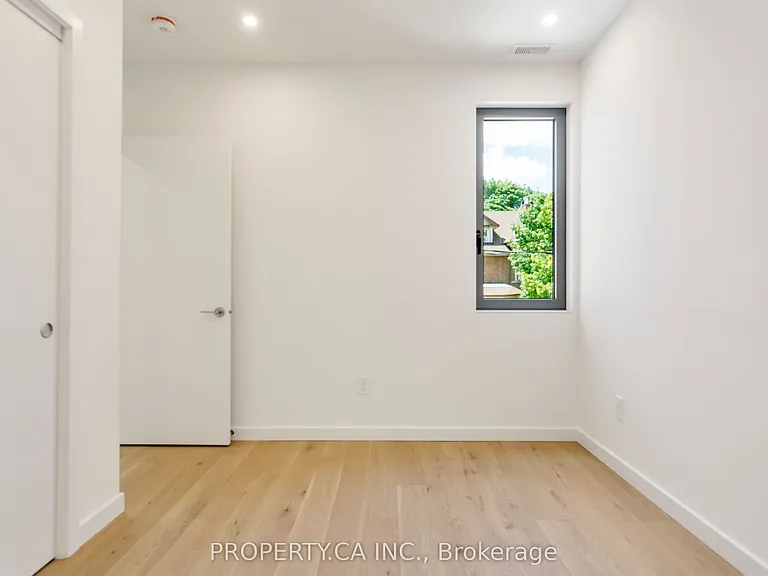 301 Keele St #1 — Photo 18