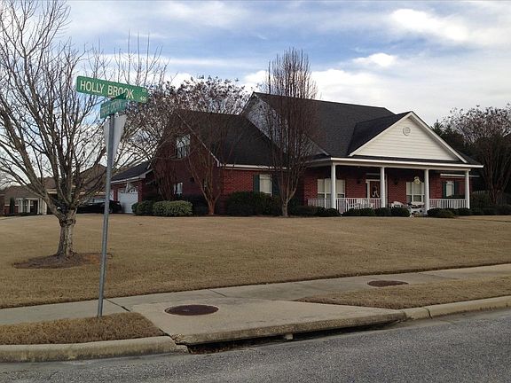 2nd image of 401 Holly Brook Dr