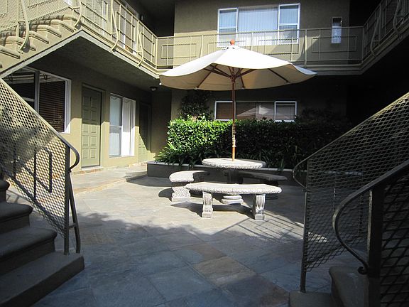 5th image of 3711 Inglewood Blvd APT 5