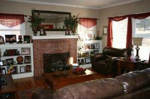 2nd image of 532 Ockley Dr