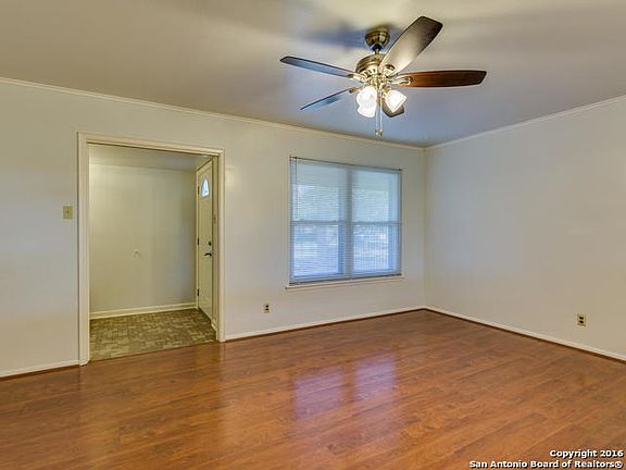 2nd image of 8611 Sagebrush Ln