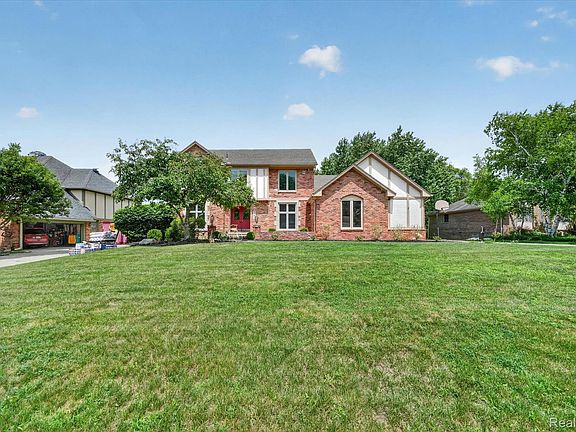 4th image of 34970 Old Homestead Dr