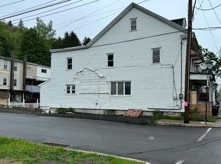 639 W Centre St, Mahanoy City, PA 17948