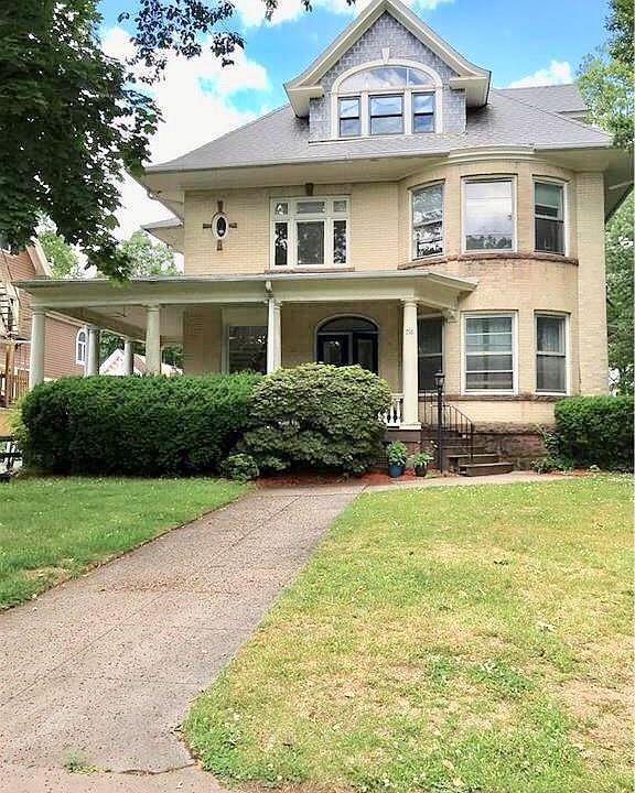 1st image of 738 Whitney Ave APT 4