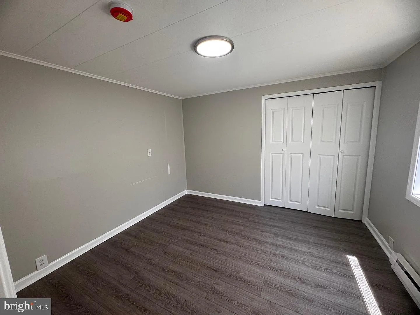 1 bed, 1.0 bath, 350 sqft, $1,400 — Photo 4