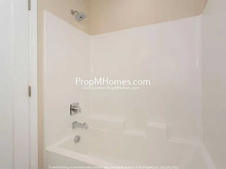 9597 SE Crystal View Dr #B — Photo 14