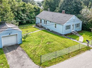74 Hillcrest Rd, Dracut, MA 01826