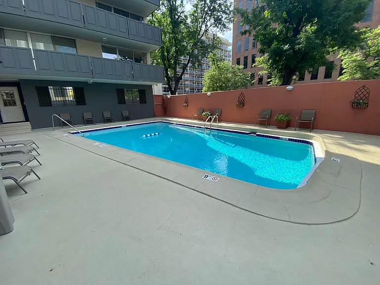 909 Logan St #11E — Photo 22