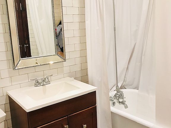 3rd image of 439 Halsey St #3