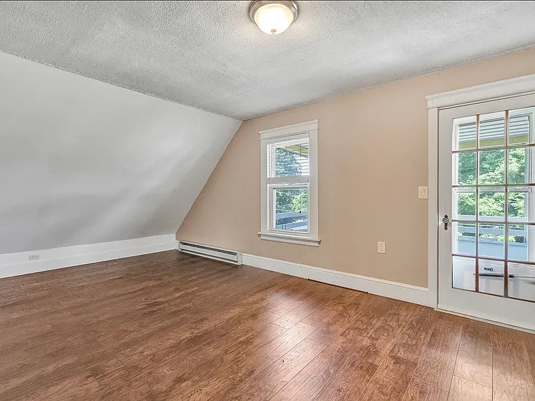 66 Walnut St — Photo 2