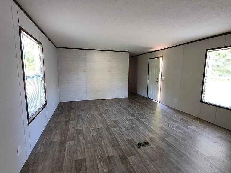 9500 N Wheeling Ave — Photo 11