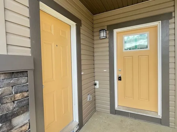 2903 Coughlan Grn SW, Edmonton, AB T6W 4B2