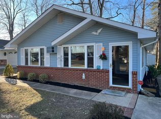 8 Willow Ct, Hammonton, NJ 08037