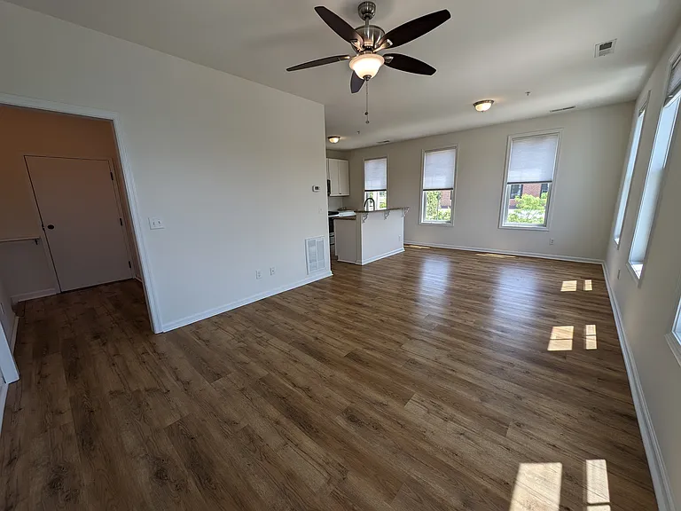 801 Mapleton Ave #1 — Photo 15