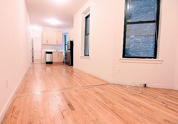3rd image of 314 E 84th St APT 6