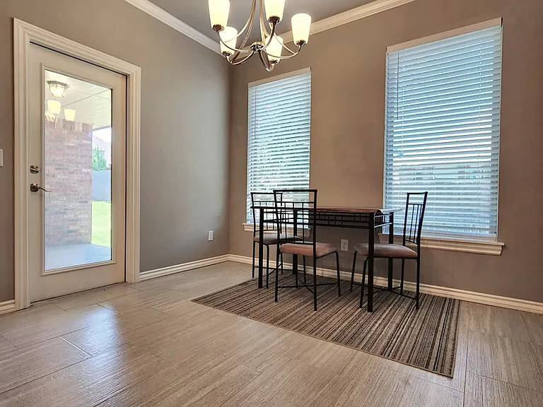 2308 Paraiso Way — Photo 8