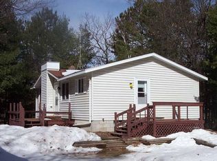 1087 Circle Dr, Eagle River, WI 54521