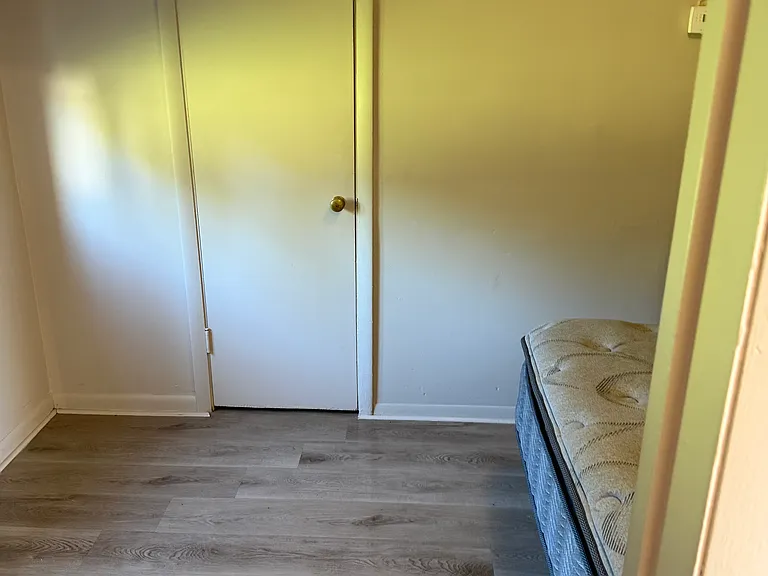 623 W Main St #11 — Photo 4