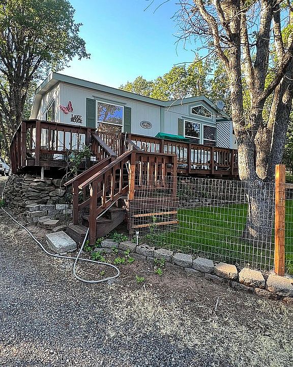 2nd image of 431 Oak Park Dr