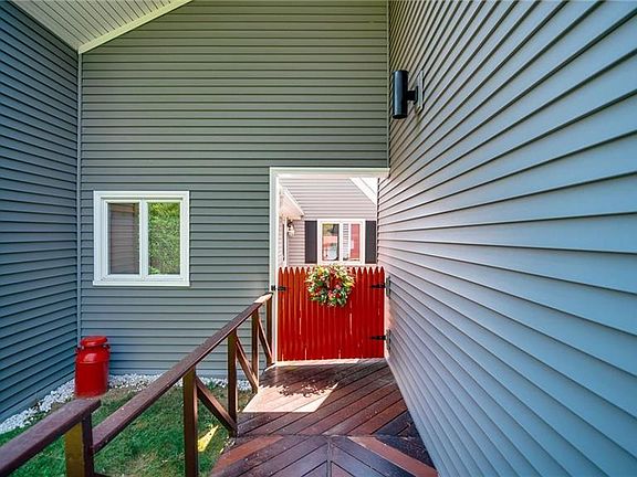 2nd image of 76 Lakeside Dr
