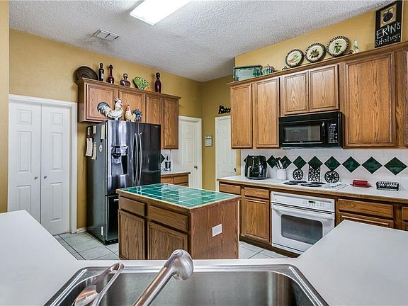 5th image of 1128 Wedgewood Dr