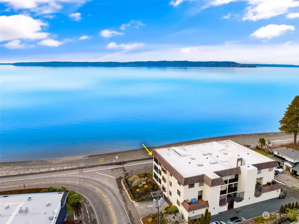 702 S 281st Street #301, Des Moines, WA 98198