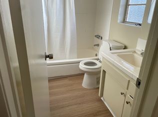 202 E Cypress St #12, Glendale, CA 91205