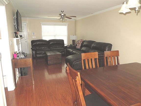 2nd image of 224 Cotton Creek Dr