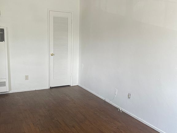 5th image of 4850 Jessie Ave APT A