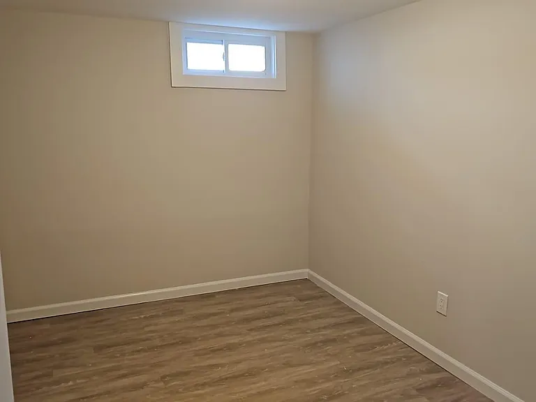 1437 Blackburn Ct — Photo 16
