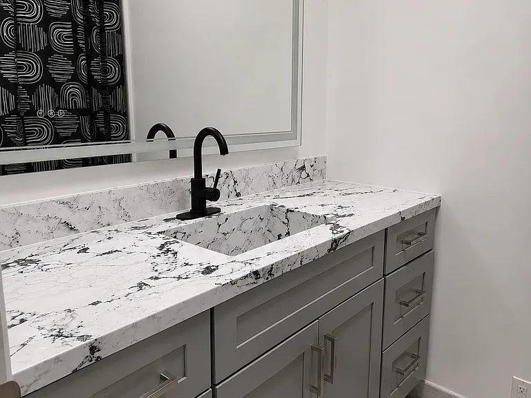 1178 N Kenmore Ave #4 — Photo 11