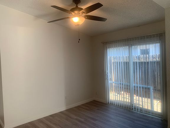 3rd image of 7651 Lakewood Park Dr