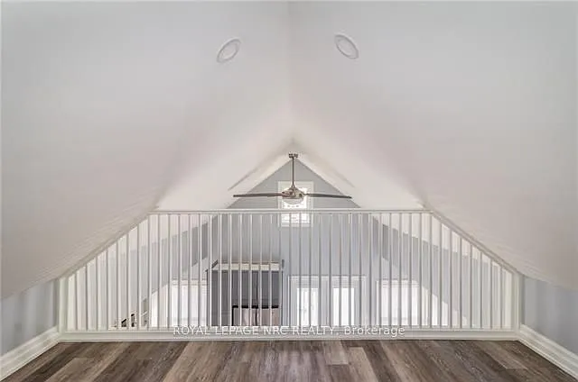 6 Clark St #UPPER — Photo 19