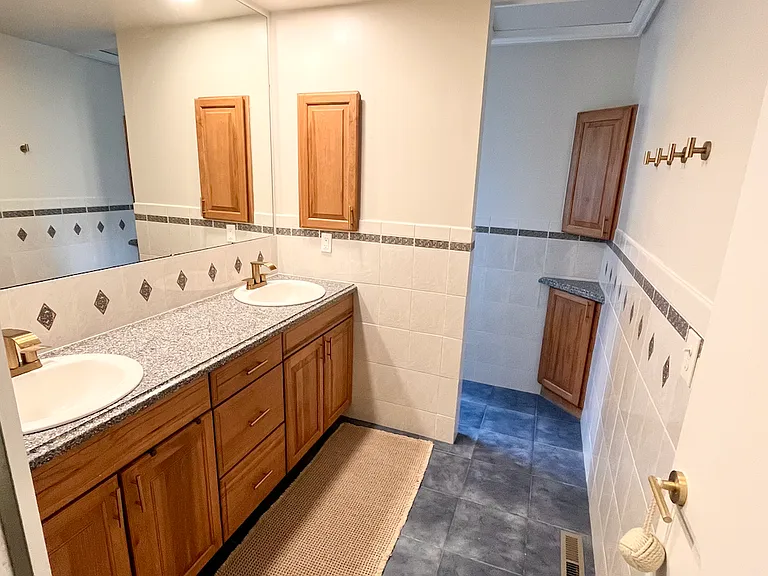 12521 E Cornell Cir — Photo 22