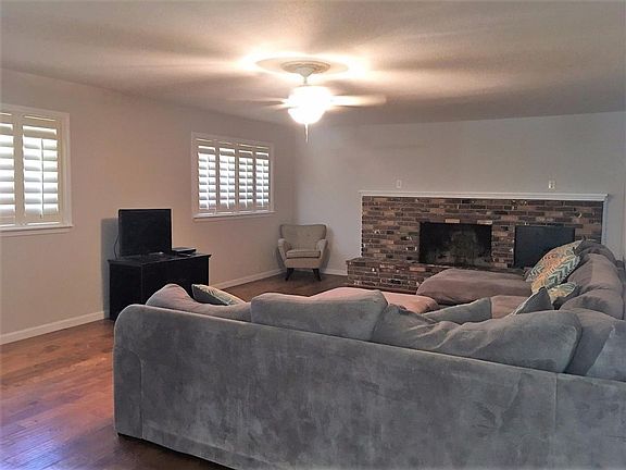 5th image of 1055 W Evans Cres