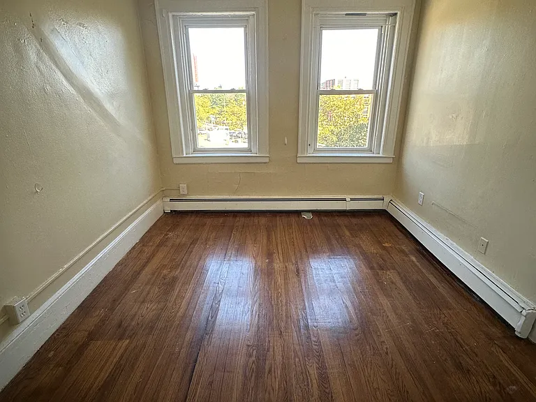 701 Howard Ave #4-3 — Photo 8